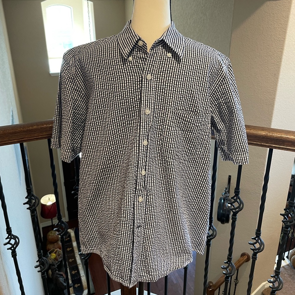 Club Room Seersucker Men’s Shirt, Size M